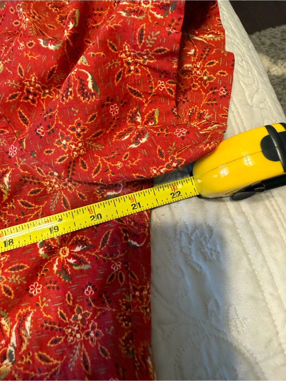 J.Crew Secret Wash Men’s Medium Red Floral Print Short Sleeve Shirt